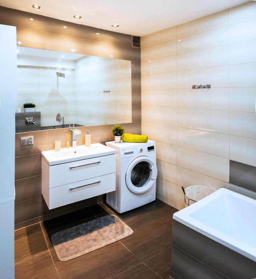 Apartament Marlenka Nysa Esterno foto